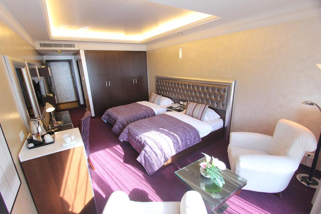 Elite Hotel & Spa Beirut Exterior photo